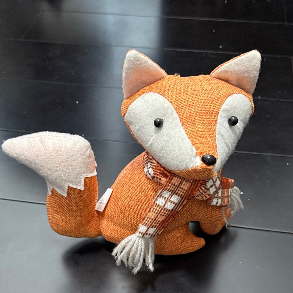 Creative Designs 9.5” Orange Fox!